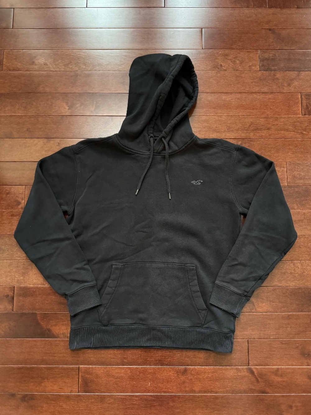 Hollister Men's Black Fleece Hoodie